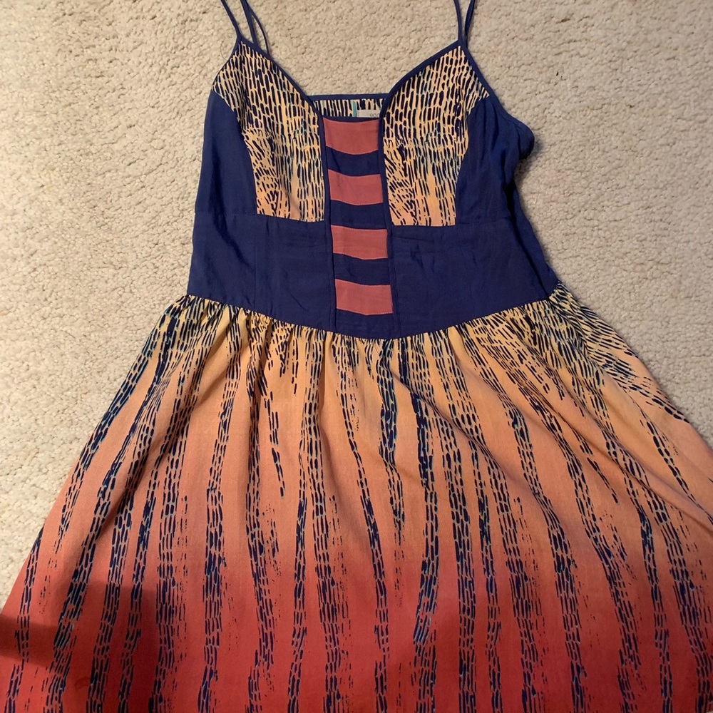 Fun patterned Ecote dress size M